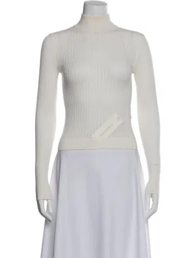 Pre-owned Alice And Olivia Turtleneck Sweater In White