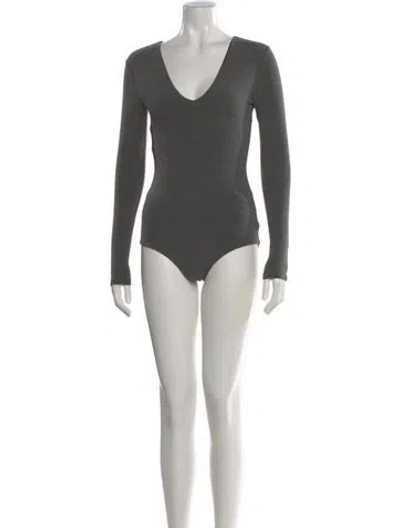 Pre-owned Alice And Olivia V-neck Long Sleeve Bodysuit In Gray