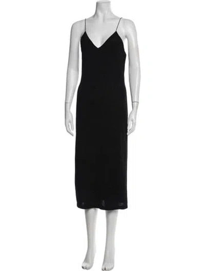 Pre-owned Alice And Olivia V-neck Midi Length Dress In Black