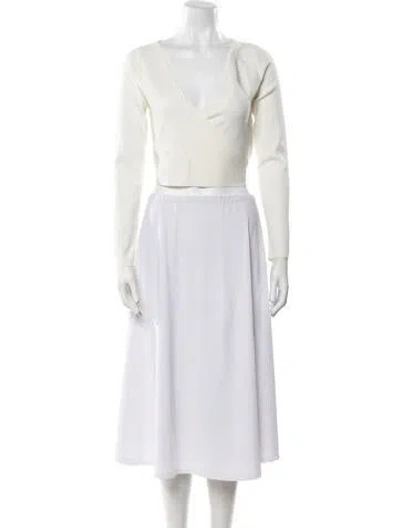 Pre-owned Alice And Olivia V-neck Three-quarter Sleeve Crop Top In White