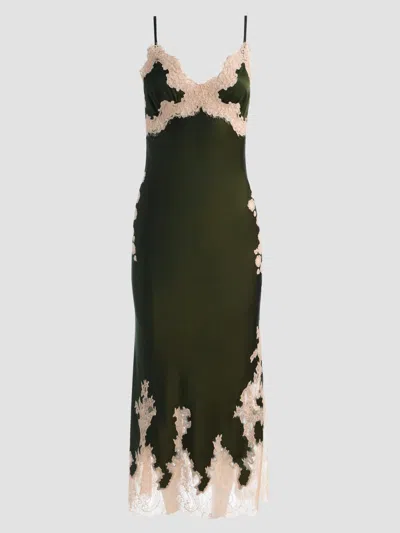 Alice And Olivia Julietta Cutaway Lace-trim Satin Dress In Green