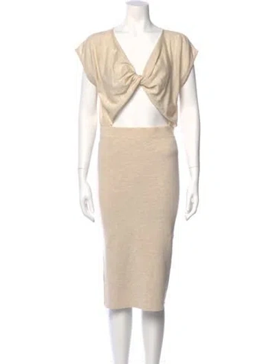 Pre-owned Alice And Olivia Wool Midi Length Dress In Neutral