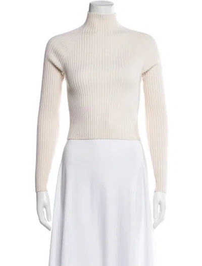 Pre-owned Alice And Olivia Wool Turtleneck Sweater In White