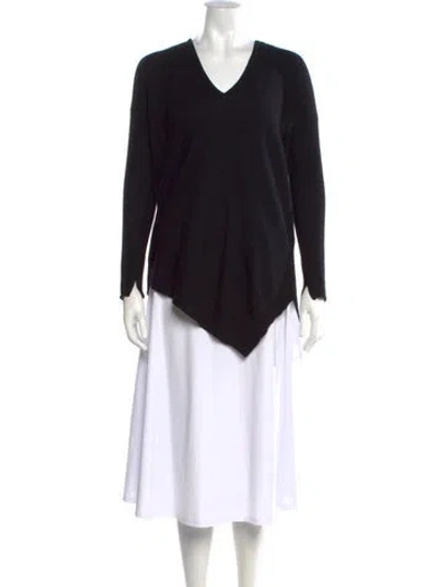Pre-owned Alice And Olivia Wool V-neck Sweater In Black