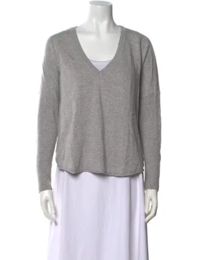 Pre-owned Alice And Olivia Wool V-neck Sweater In Gray