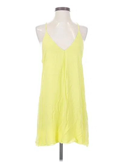 Pre-owned Alice + Olivia Casual Dress In Yellow