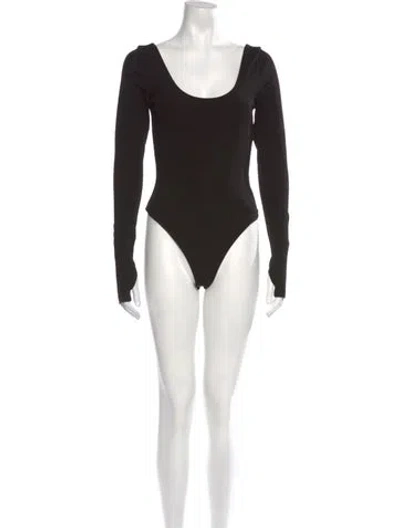 Pre-owned Alice + Olivia Scoop Neck Long Sleeve Bodysuit W/ Tags In Black