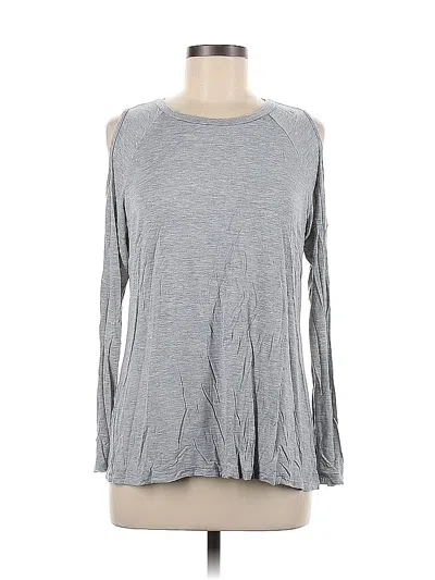 Pre-owned Alison Andrews Short Sleeve T-shirt In Gray