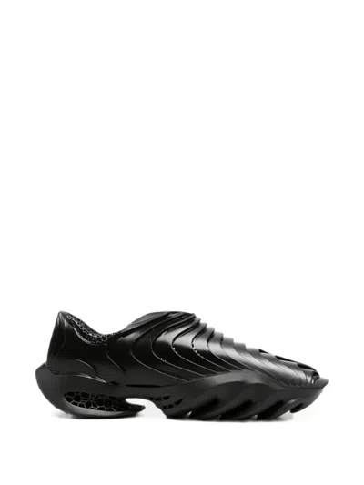 Aliveform Stratum Fang Sneakers In Black