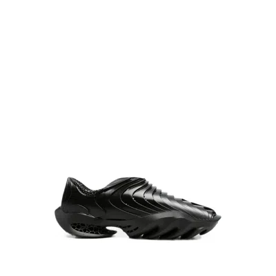 Aliveform Stratum Fang Sneakers In Black
