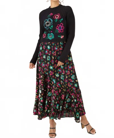 Alivia Ara Maxi Skirt In Black Holiday Garden