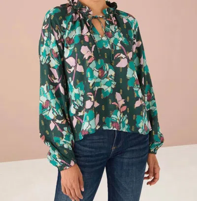 Alivia Ashley Top In Emerald Stained Glass Floral In Multi