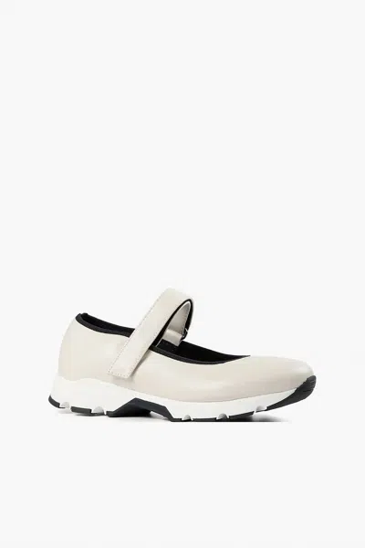 All Black Mj Casual In Ivory In Neutral