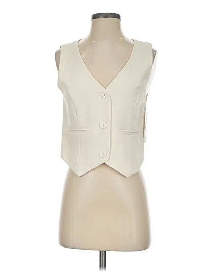 All In Favor Vest In Ivory