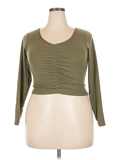 Pre-owned All In Motion 3/4 Sleeve T-shirt In Green