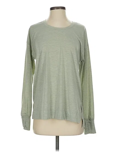 Pre-owned All In Motion Long Sleeve T-shirt In Green
