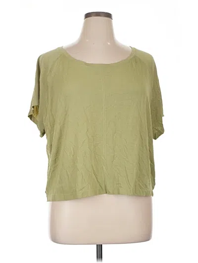 Pre-owned All In Motion Short Sleeve T-shirt In Green