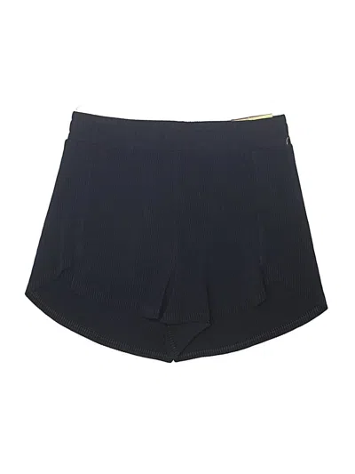 All In Motion Shorts In Black