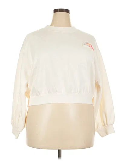Pre-owned All In Motion Sweatshirt In Ivory