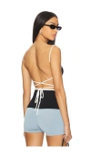 All The Ways Anya Open Back Top In 黑色、白色