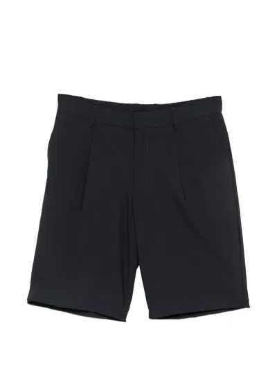 Alley Docks 963 Pleated-detail Shorts In Black