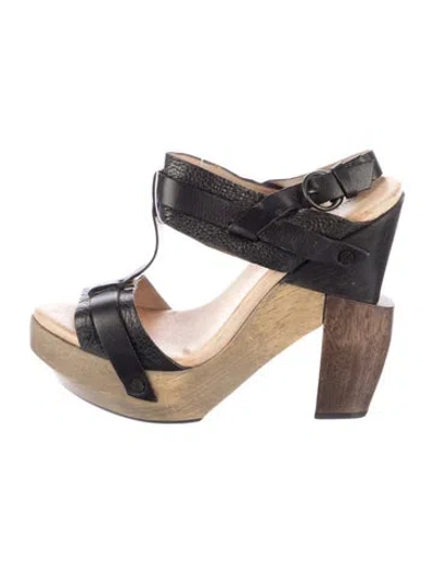 Pre-owned Allsaints Leather T-strap Sandals In Black