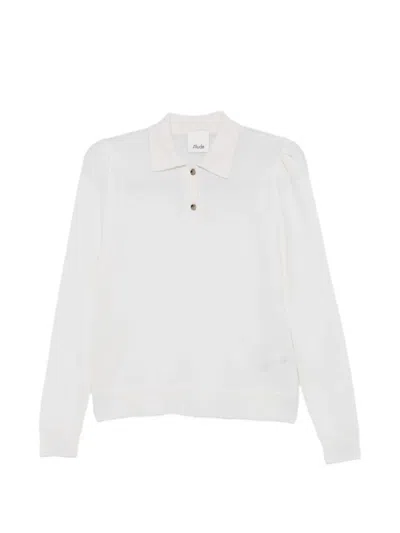Allude Button-placket Long-sleeve Polo Top In White