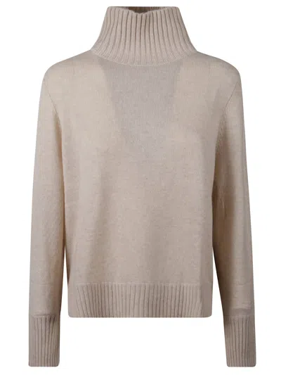 Allude Cashmere Turtleneck In Brown