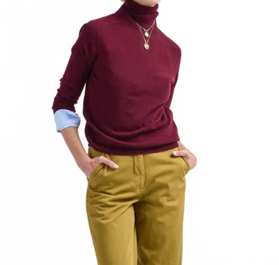 Allude Cashmere Turtleneck Sweater In Sloe Gin In Burgundy