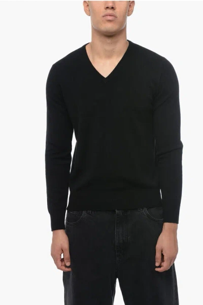 Allude Cashmere V-neck Sweater In Black