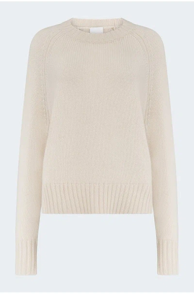 Allude Crew Neck Sweater In Cream In White
