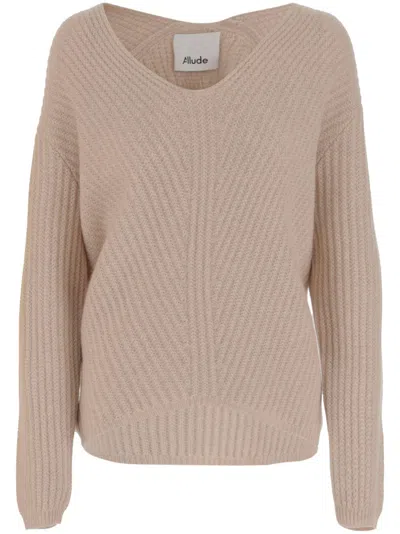 Allude V-neck Long-sleeved Sweater In Nude