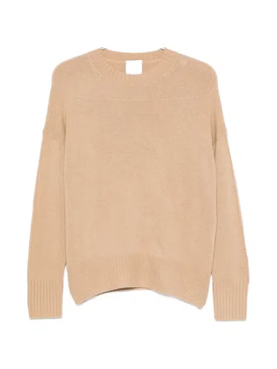 Allude Ribbed-knit Crew Neck Sweater In Neutral