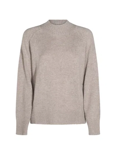 Allude Ribbed-knit Raglan-sleeve Sweater In Brown