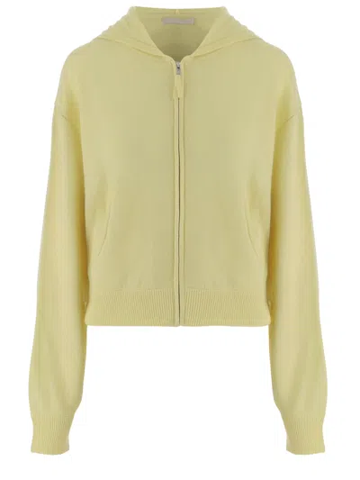 Allude Soft Wool And Cashmere Knit Sweater In Yellow
