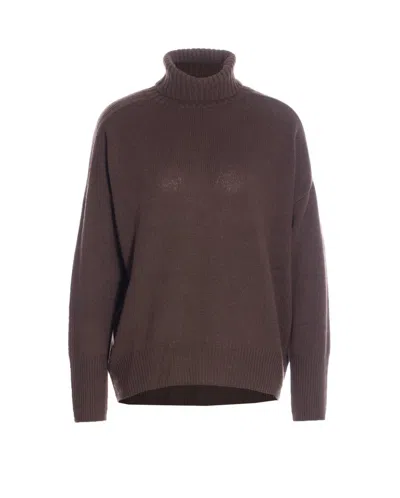 Allude Sweaters In Gold
