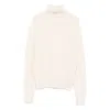 Allude Cable-knit Turtleneck Sweater In White