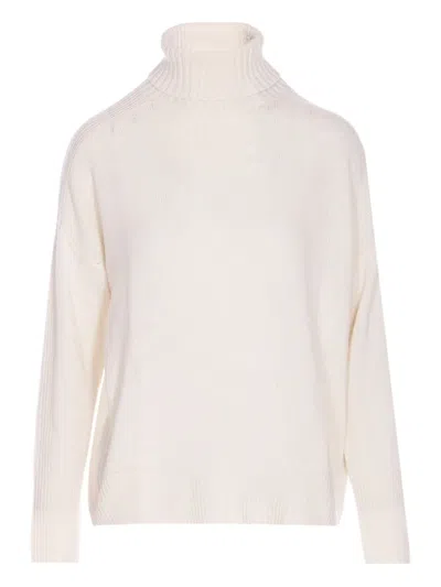 Allude Turtleneck Cashmere Sweater In Neutral