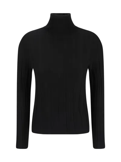 Allude Turtleneck Sweater In Black