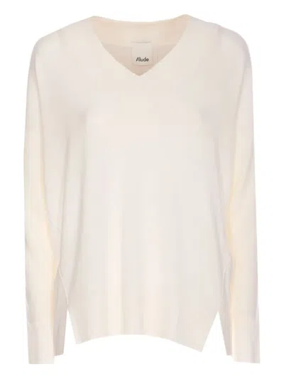 Allude V-neck Sweater In White