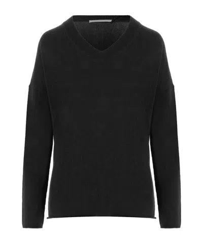 Allude V-neck Cashmere Knitted Sweater In Black
