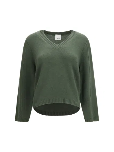 Allude V-neck Cashmere Sweater In Green