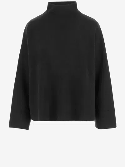 Allude Wool And Cashmere Sweater In Black