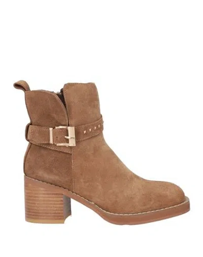 Alma Blue Woman Ankle Boots Tan Size 7 Leather In Brown