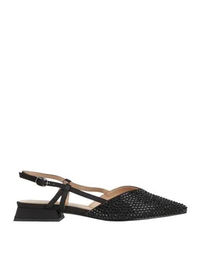 Alma En Pena . Woman Ballet Flats Black Size 8 Textile Fibers