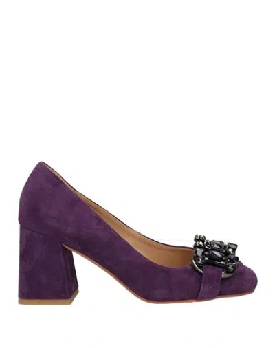 Alma En Pena . Woman Pumps Purple Size 8 Leather