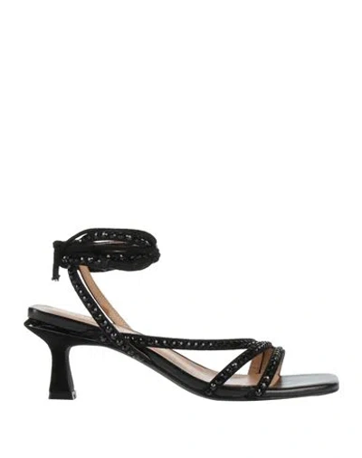 Alma En Pena . Woman Sandals Black Size 8 Leather