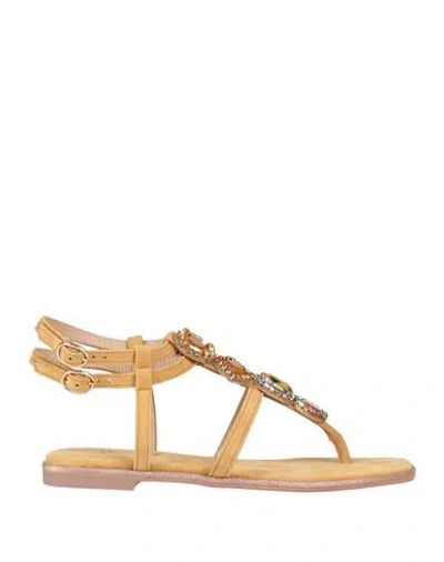 Alma En Pena . Woman Thong Sandal Ocher Size 6 Leather In Yellow