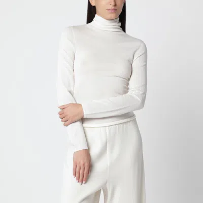 Almada Label Farra Cream Cashmere Turtleneck In White