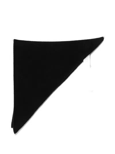 Almada Label Triangular Knitted Scarf In Pink